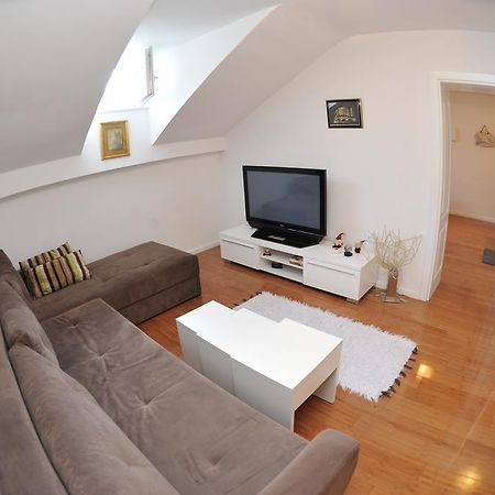 Main Street Apartment サラエヴォ エクステリア 写真